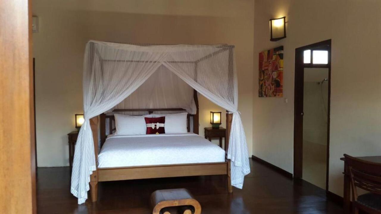 New Daria Villas Seminyak Εξωτερικό φωτογραφία