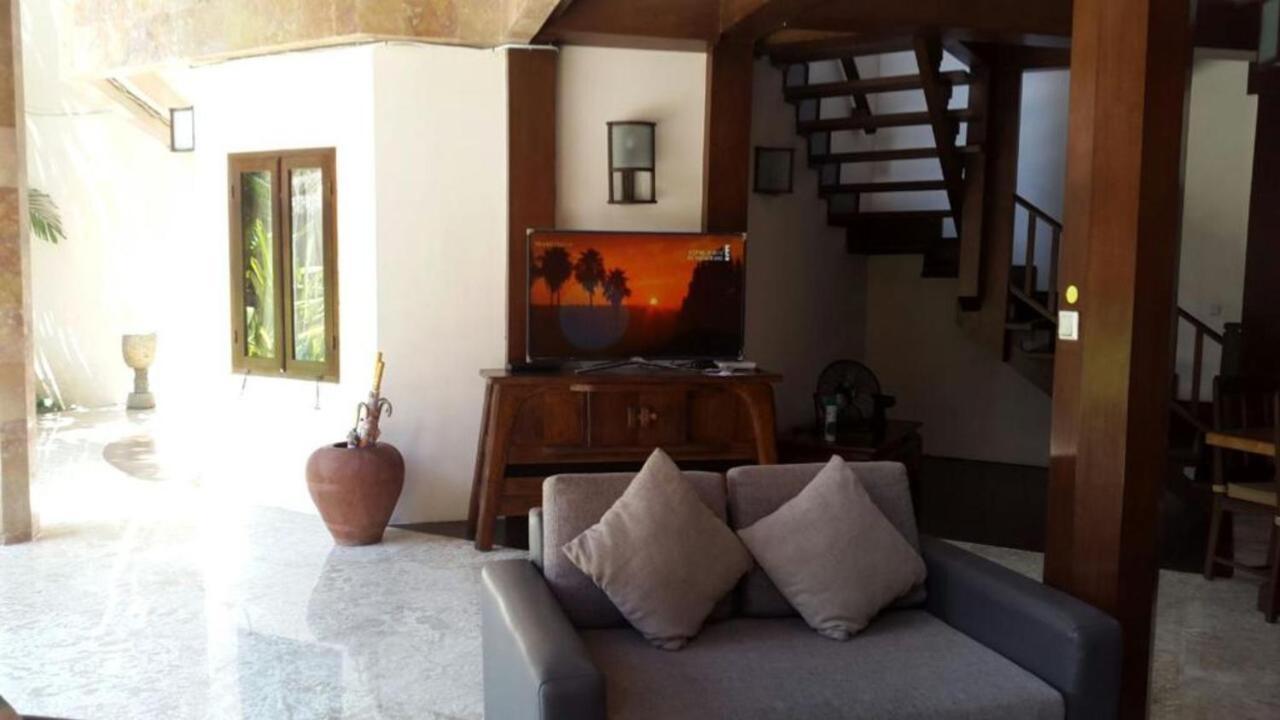 New Daria Villas Seminyak Εξωτερικό φωτογραφία