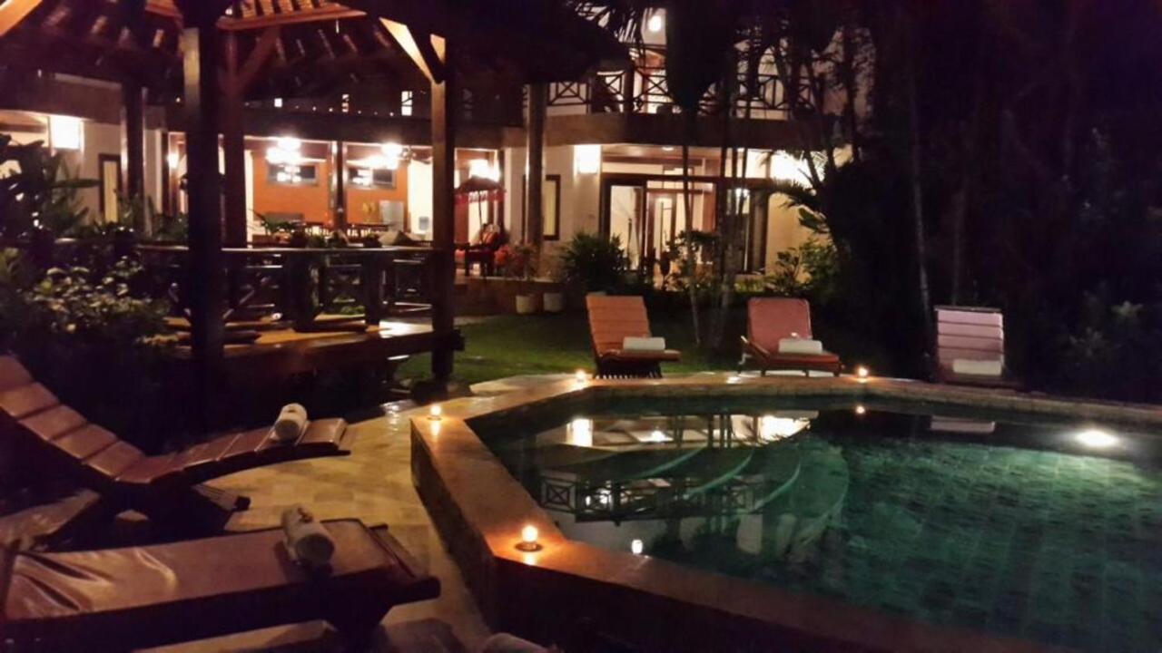 New Daria Villas Seminyak Εξωτερικό φωτογραφία