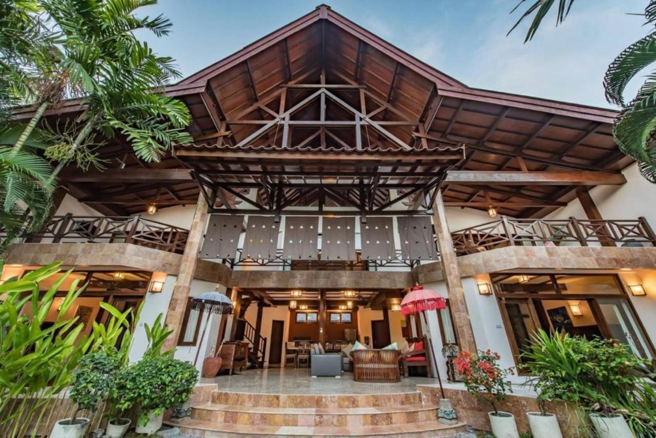 New Daria Villas Seminyak Εξωτερικό φωτογραφία