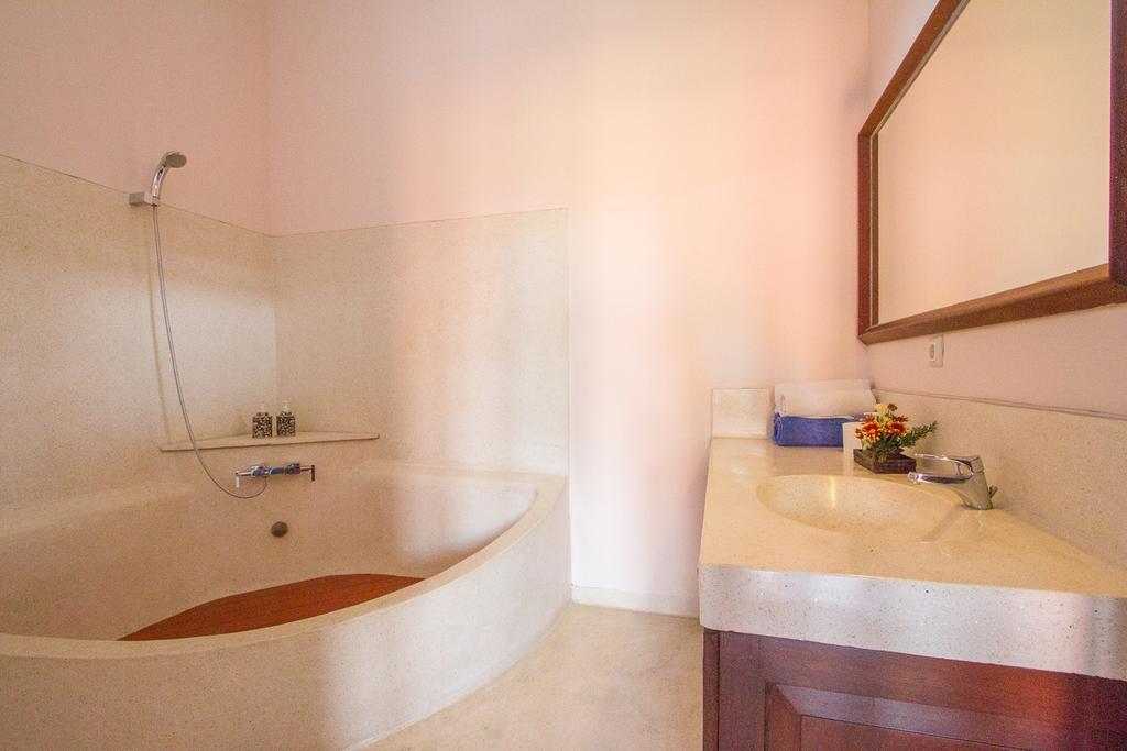 New Daria Villas Seminyak Εξωτερικό φωτογραφία