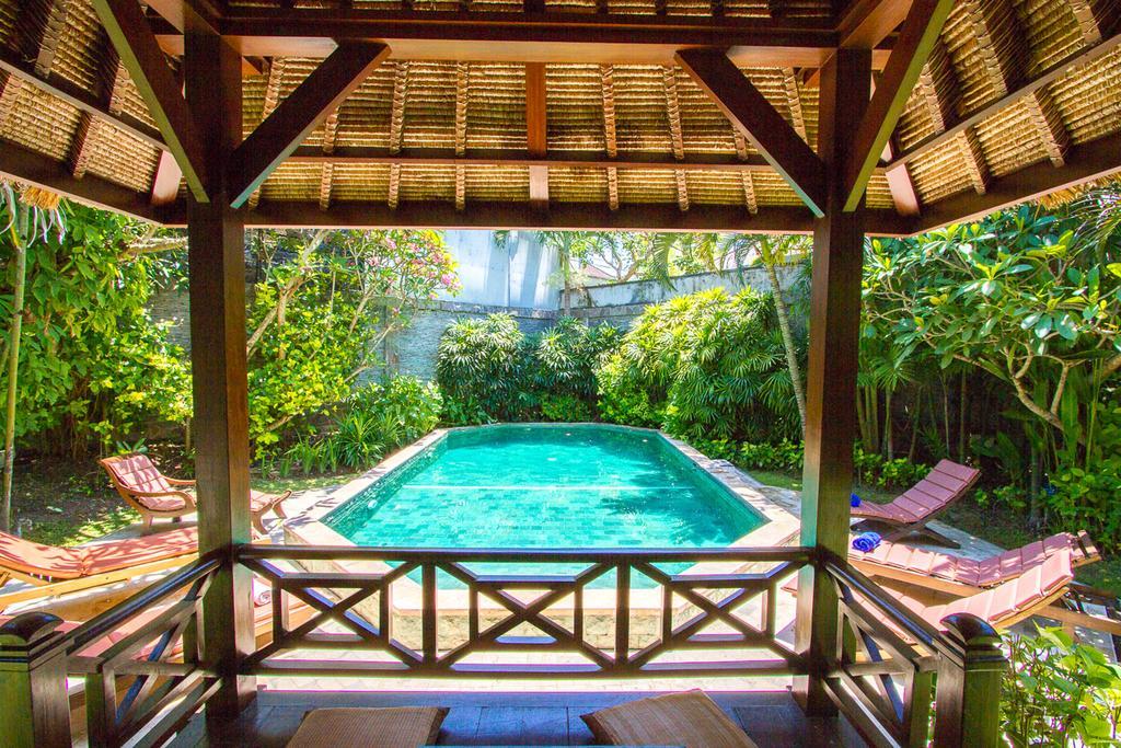 New Daria Villas Seminyak Εξωτερικό φωτογραφία