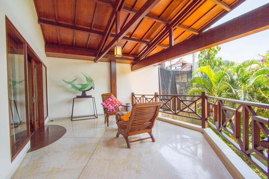 New Daria Villas Seminyak Εξωτερικό φωτογραφία
