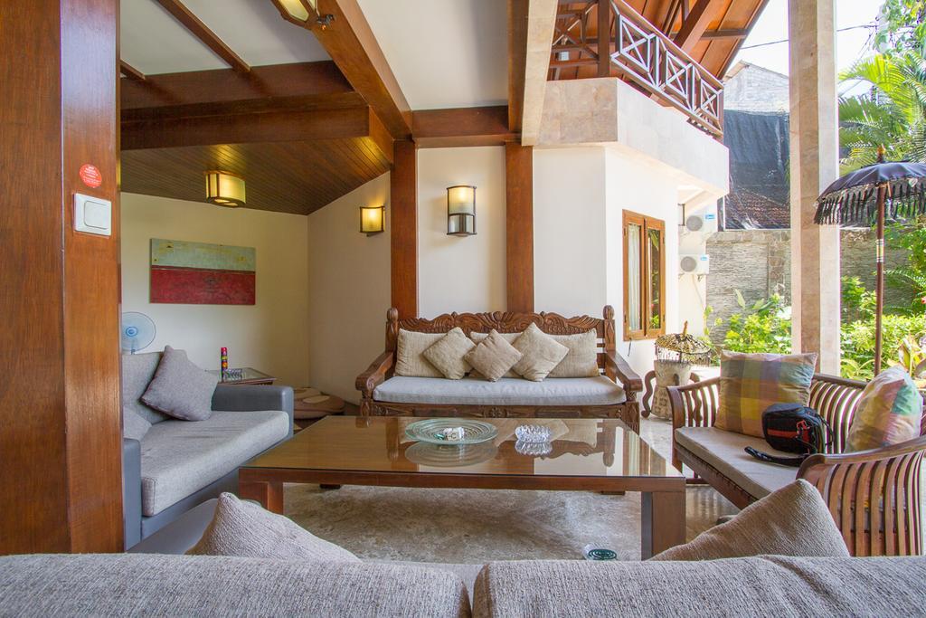 New Daria Villas Seminyak Εξωτερικό φωτογραφία